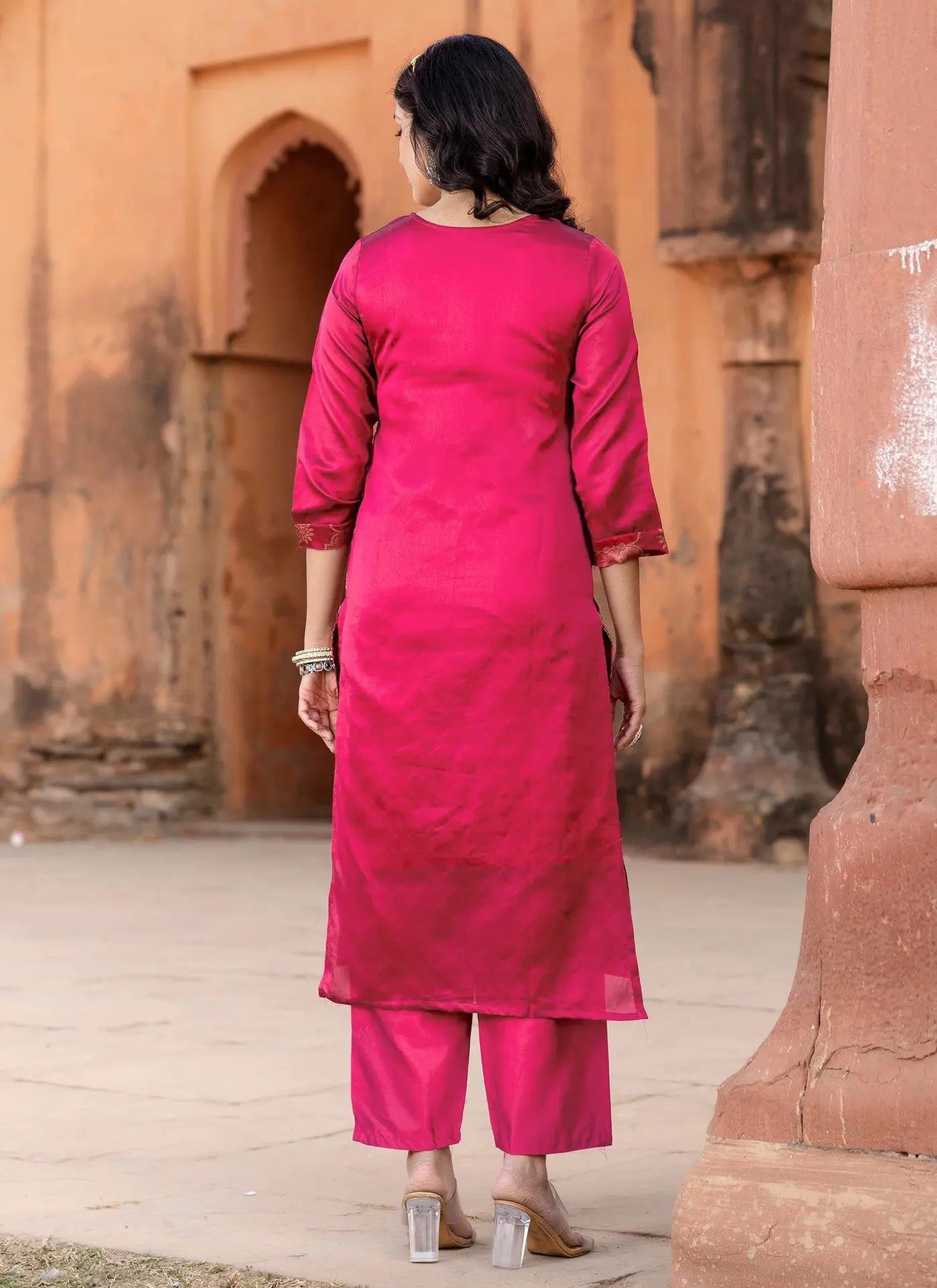 2025/11/1000121215.jpg kurta set for girls 18 years