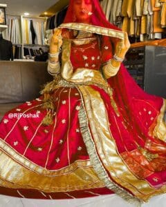 red poshak