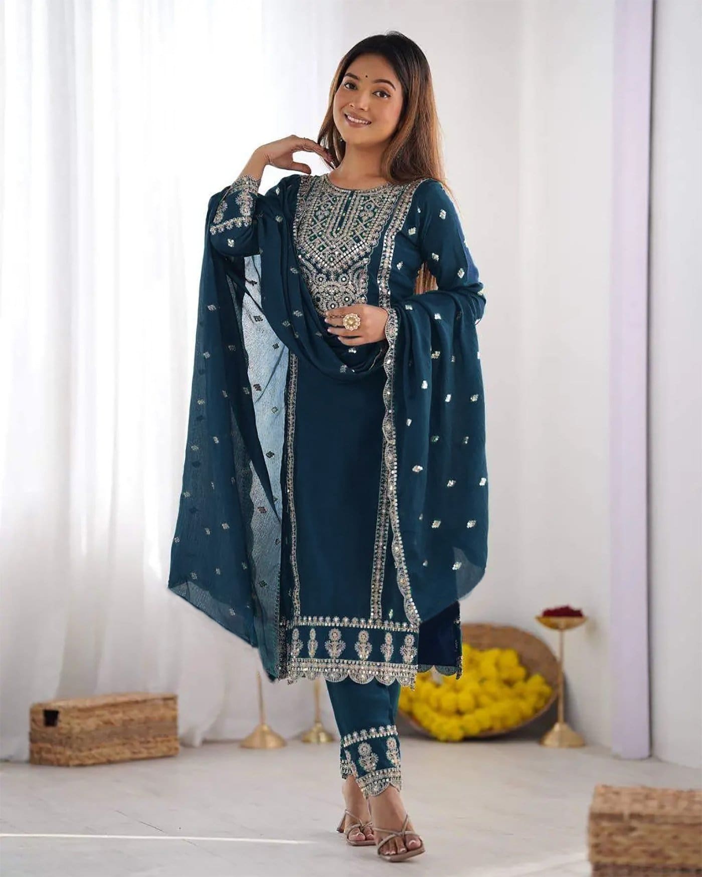 chikankari kurta set chikankari kurta set