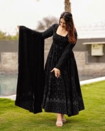 black anarkali kurta set