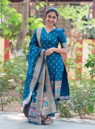 Kurta set for women in teal colour