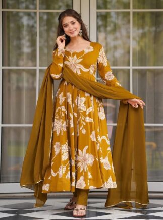 Mehndi Kurta Set For Women