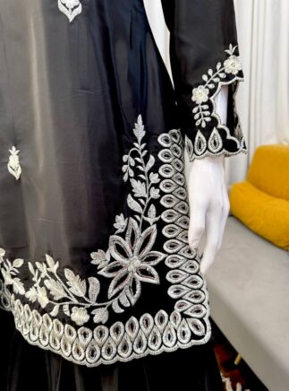 Black Natural Crepe Palazzo Set with Dupatta – Elegant Festive Wear for Women RjPoshak