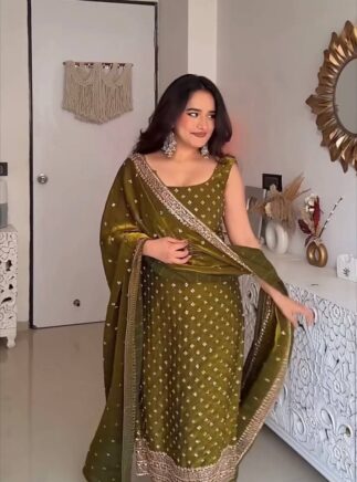 Designer Heavy Fendy Silk Top Pant Set with Dupatta – Embroidered Party Wear for Women | RjPoshak