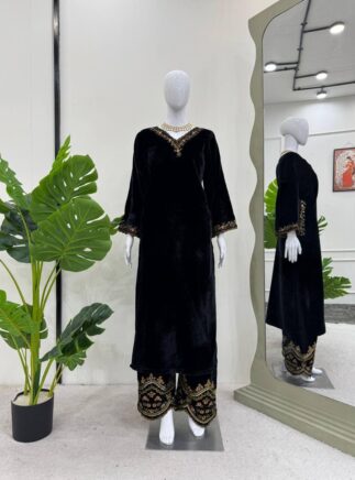 Black Velvet Designer Kurta Set – Party & Festive Wear | RjPoshak