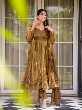 Designer Jimmy Choo Suit Set with Lace Dupatta – Elegant Ethnic Wear I RjPoshak